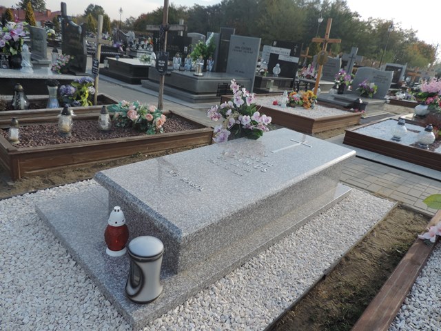 Andrzej Adamus 1955 Wieluń - Grobonet - Wyszukiwarka osób pochowanych