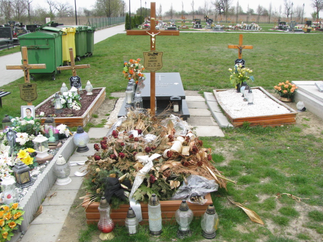 Janusz Górecki 1941 Wieluń - Grobonet - Wyszukiwarka osób pochowanych