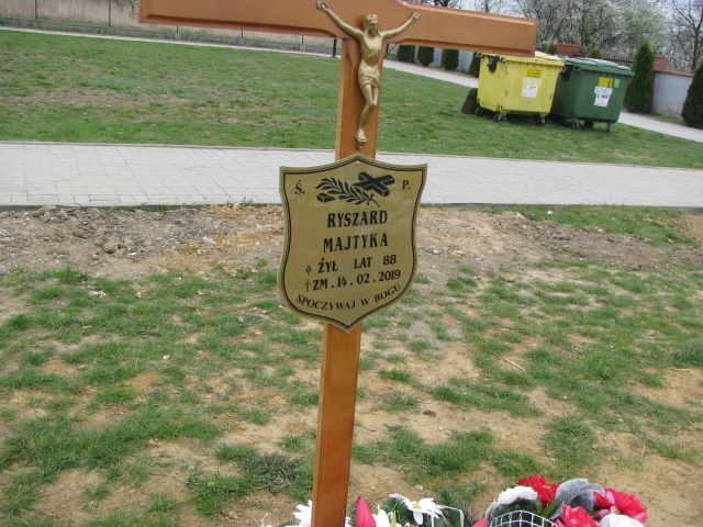 Ryszard Majtyka 1931 Wieluń - Grobonet - Wyszukiwarka osób pochowanych