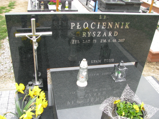 Grób Ryszard Płóciennik