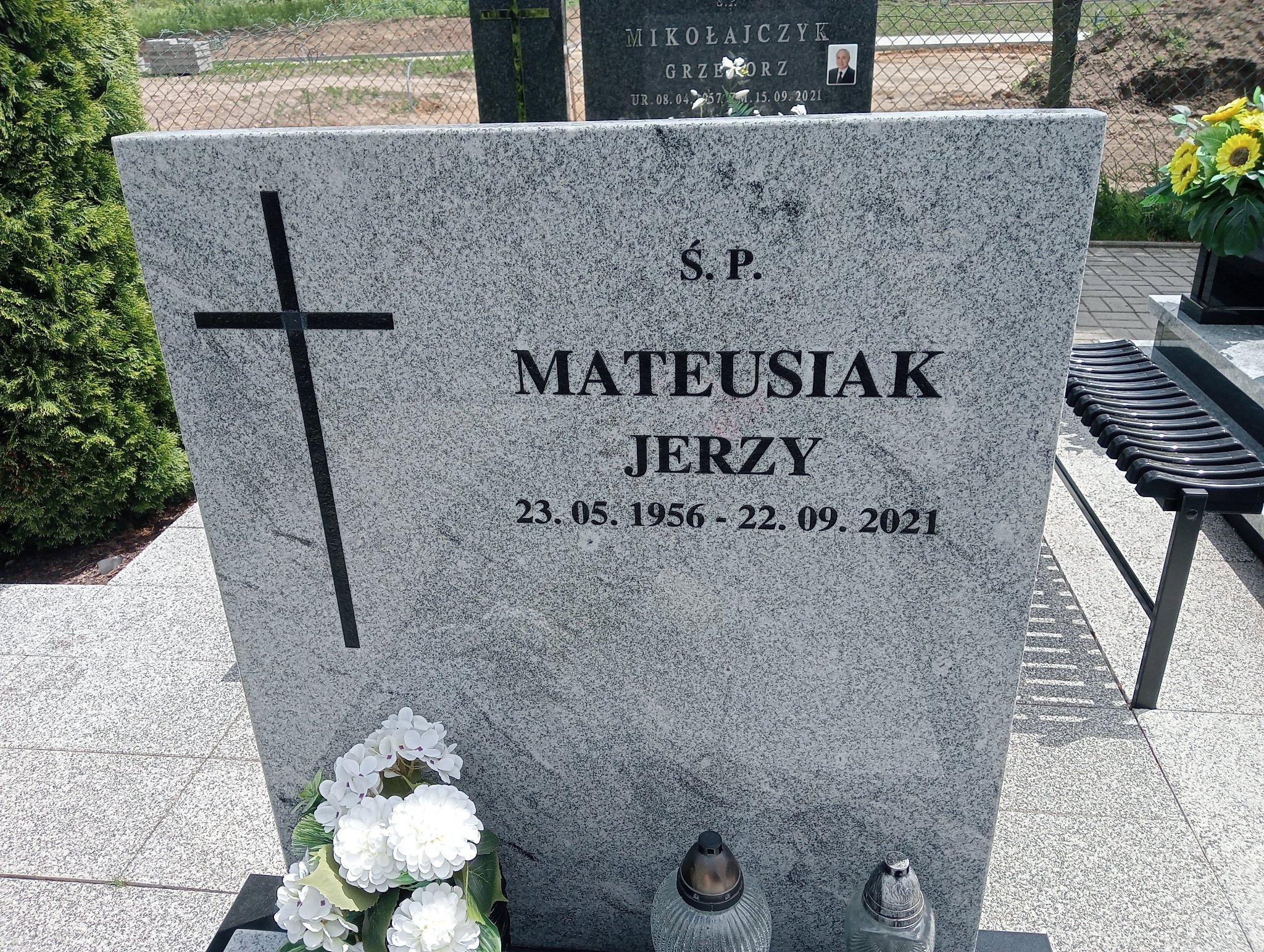 Grób Jerzy Mateusiak